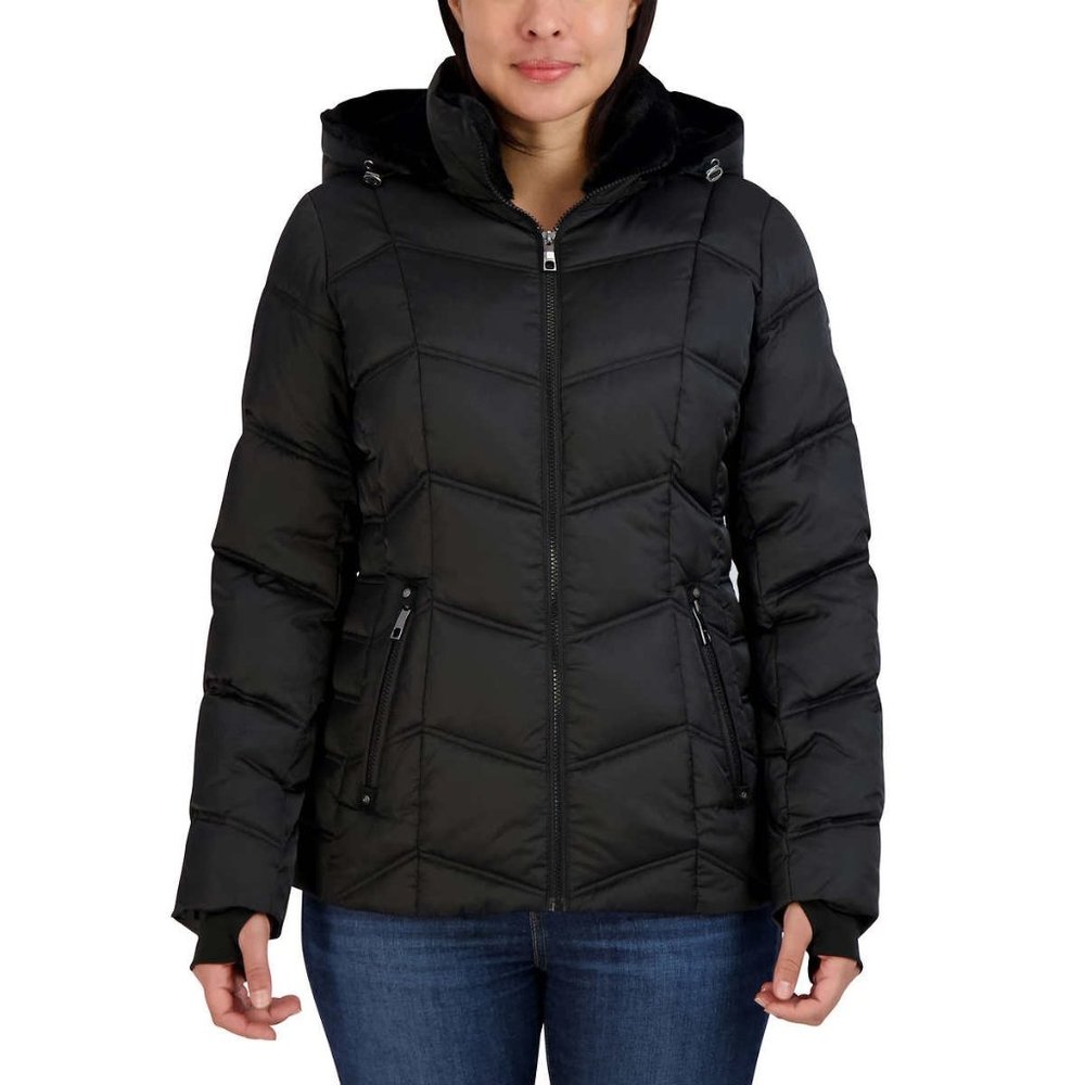 * NEW * Nautica Women’s Puffer Jacket - Black